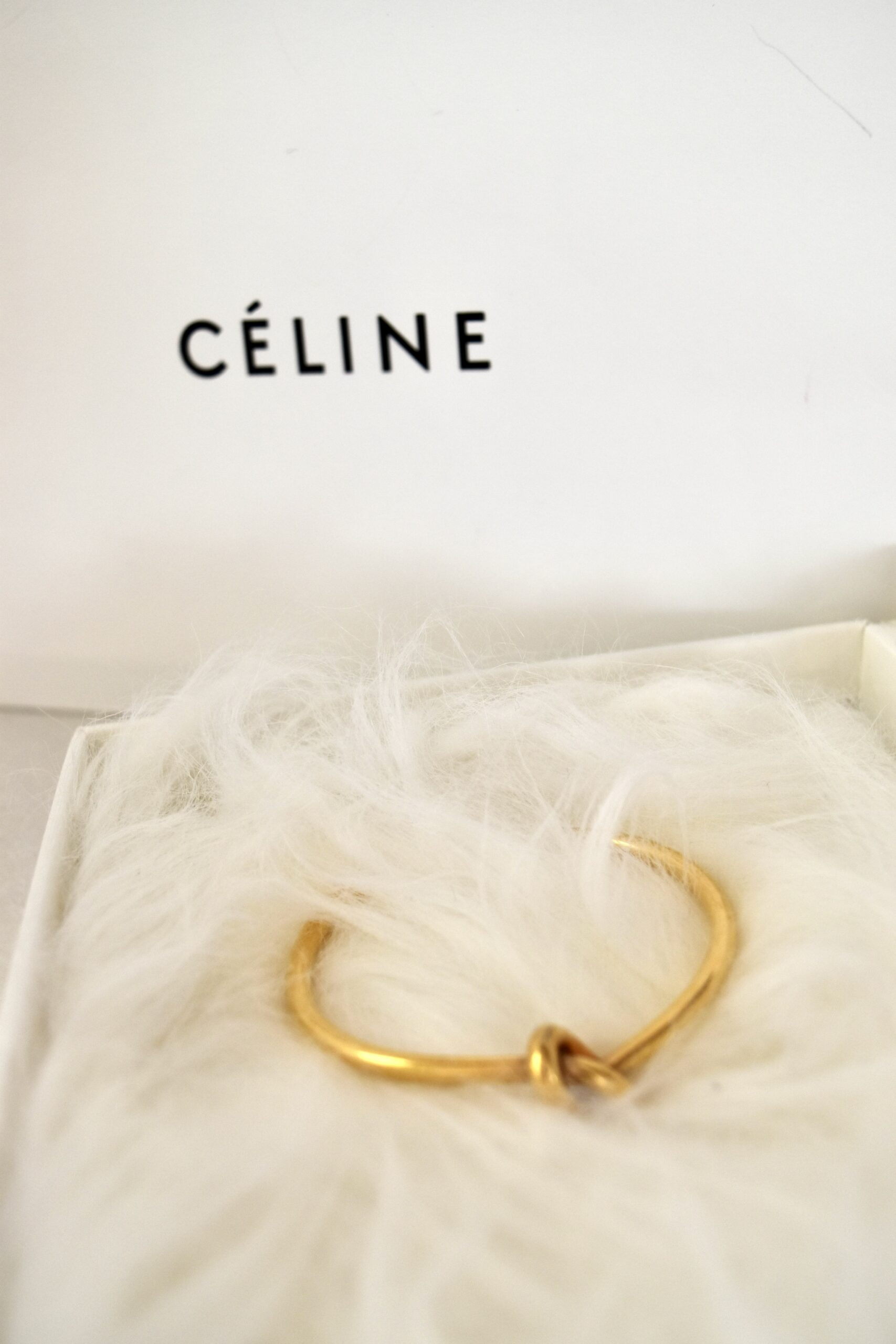 CELINE セリーヌ ノットブレスレット ゴールド M(C2)-